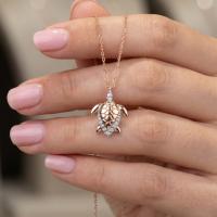 0,13 Karat Turtle Pırlanta Kolye KL02074