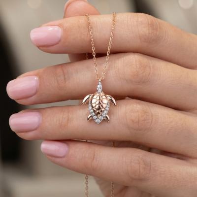0,13 Karat Turtle Pırlanta Kolye KL02074