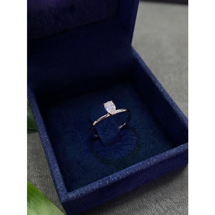 0,30 Karat Gia Sertifikalı Damla Tektaş Pırlanta Yüzük