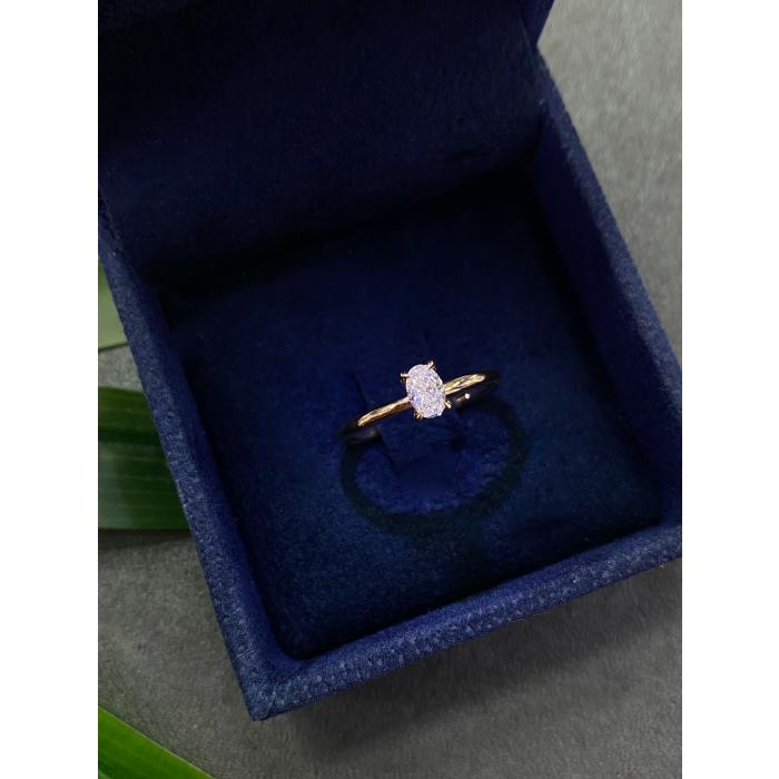 0,30 Karat Gia Sertifikalı Oval Tektaş Pırlanta Yüzük