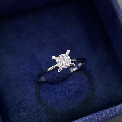 0,30 Karat Hrd Sertifikalı Kadeh Badem Tektaş Pırlanta Yüzük