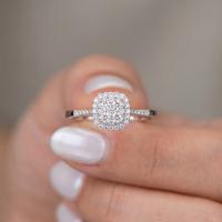 0,34 Karat Velur Pırlanta Yüzük YZ23294