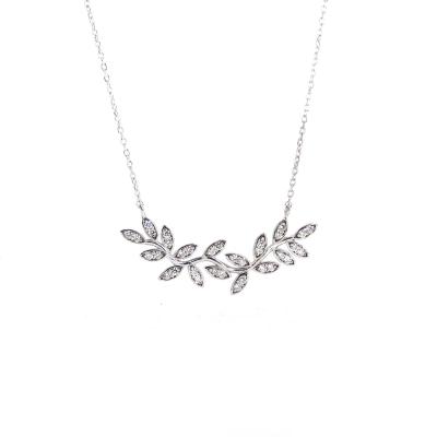 0,44 Karat Yaprak Kolye KL01692