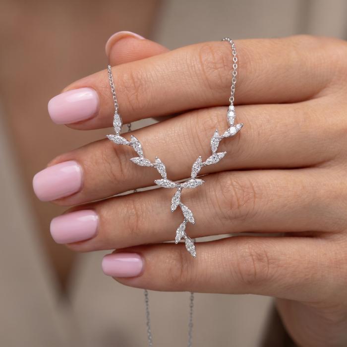 0,48 Karat Yaprak Mini Kolye KL02132