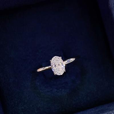 0,50 Karat Gia Sertifikalı Oval Pırlanta Yüzük