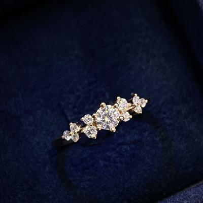 0,50 Karat Hrd Sertifikalı Lotus Sole Tektaş Pırlanta Yüzük