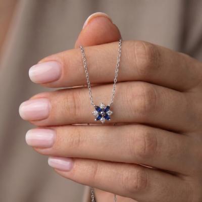 0,52 Karat Safir Flower Kolye KL01546
