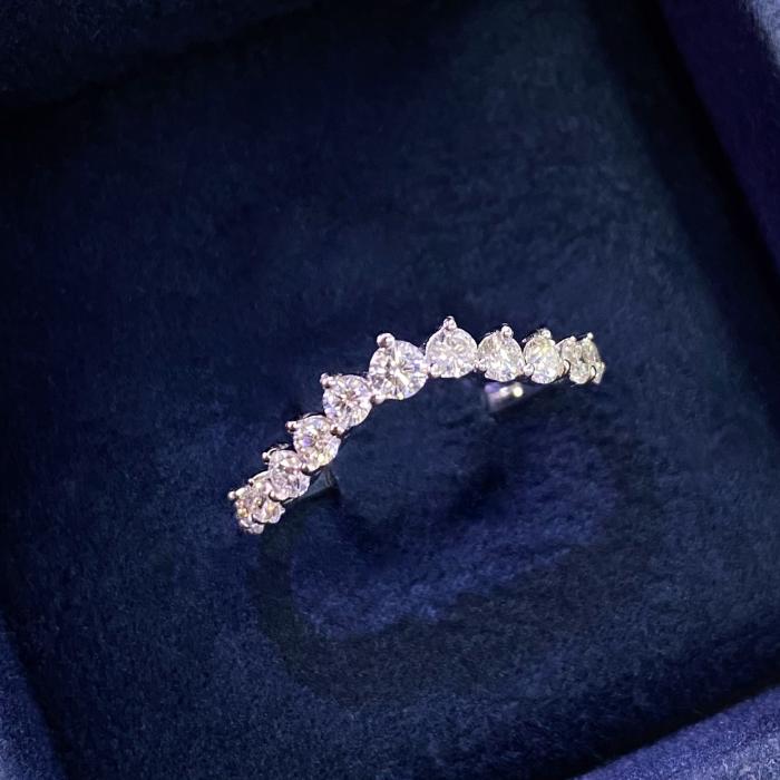 0,66 Karat Süzme Yan Pırlanta Yarımtur Yüzük TMT2356