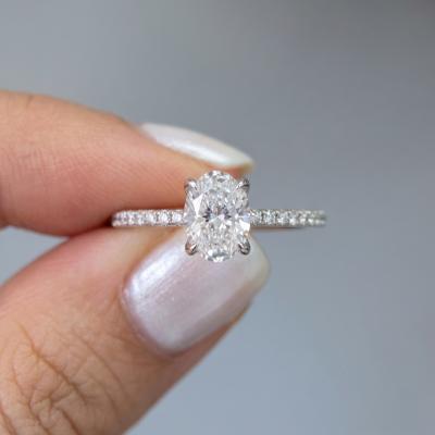 0,74 Karat Gia Sertifikalı Oval Kolu Taşlı Pırlanta Yüzük YZ23358