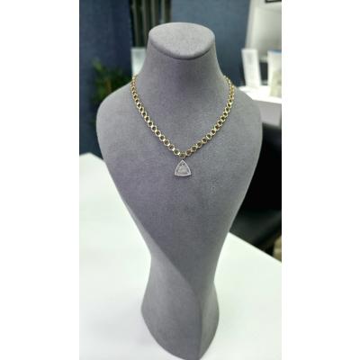 0,79 Karat Triangular Üçgen Baget Pırlanta Kolye KL02433