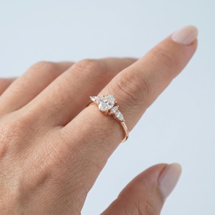 0,80 Karat Gia Sertifikalı Vintage Oval Pırlanta Yüzük YZ23084