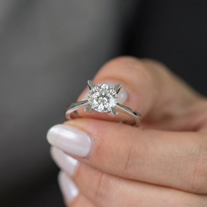 1,00 Karat IGI Sertifikalı Badem Tektaş Lab Diamond