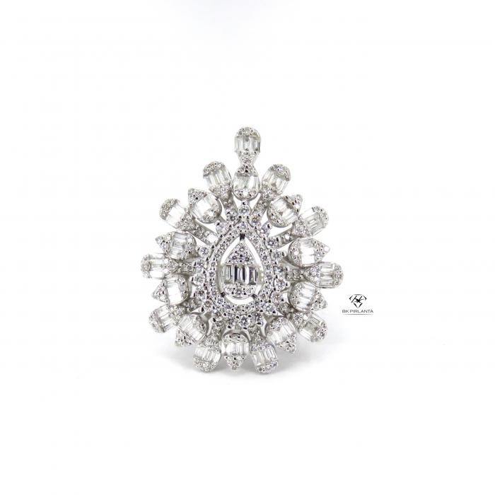 1,90 Karat Damla Mega Pırlanta Baget Yüzük YZ18843