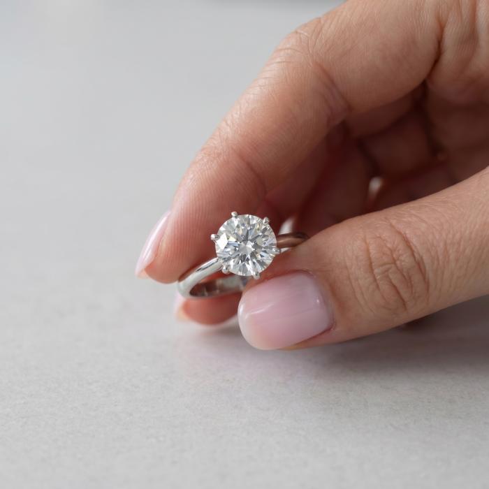 2,00 Karat IGI Sertifikalı Tiff 6 Tırnak Tektaş Lab Diamond