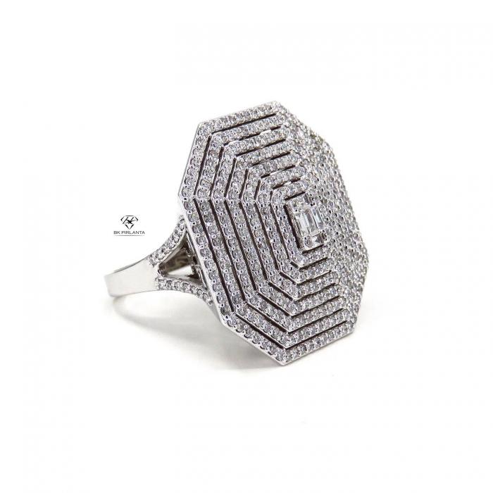 2,19 Karat Tasarım Umbrella Baget Pırlanta Yüzük YZ21512