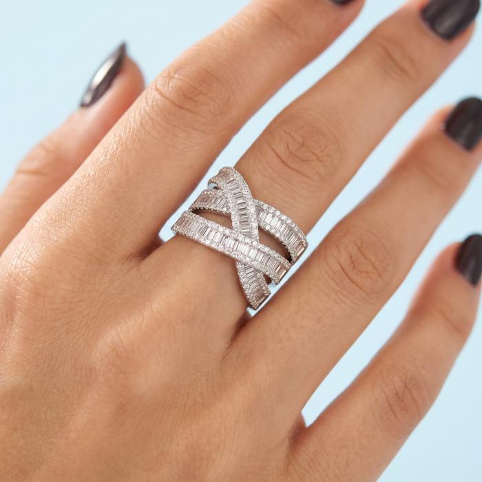 2,45 Karat Baget Pırlantalı Tasarım Yüzük TMT2851