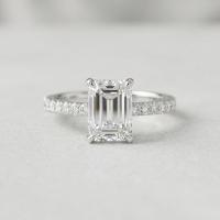 5,20 Karat Emerald Kesim Kenar Taşlı Lab Diamond Yüzük YZ22566